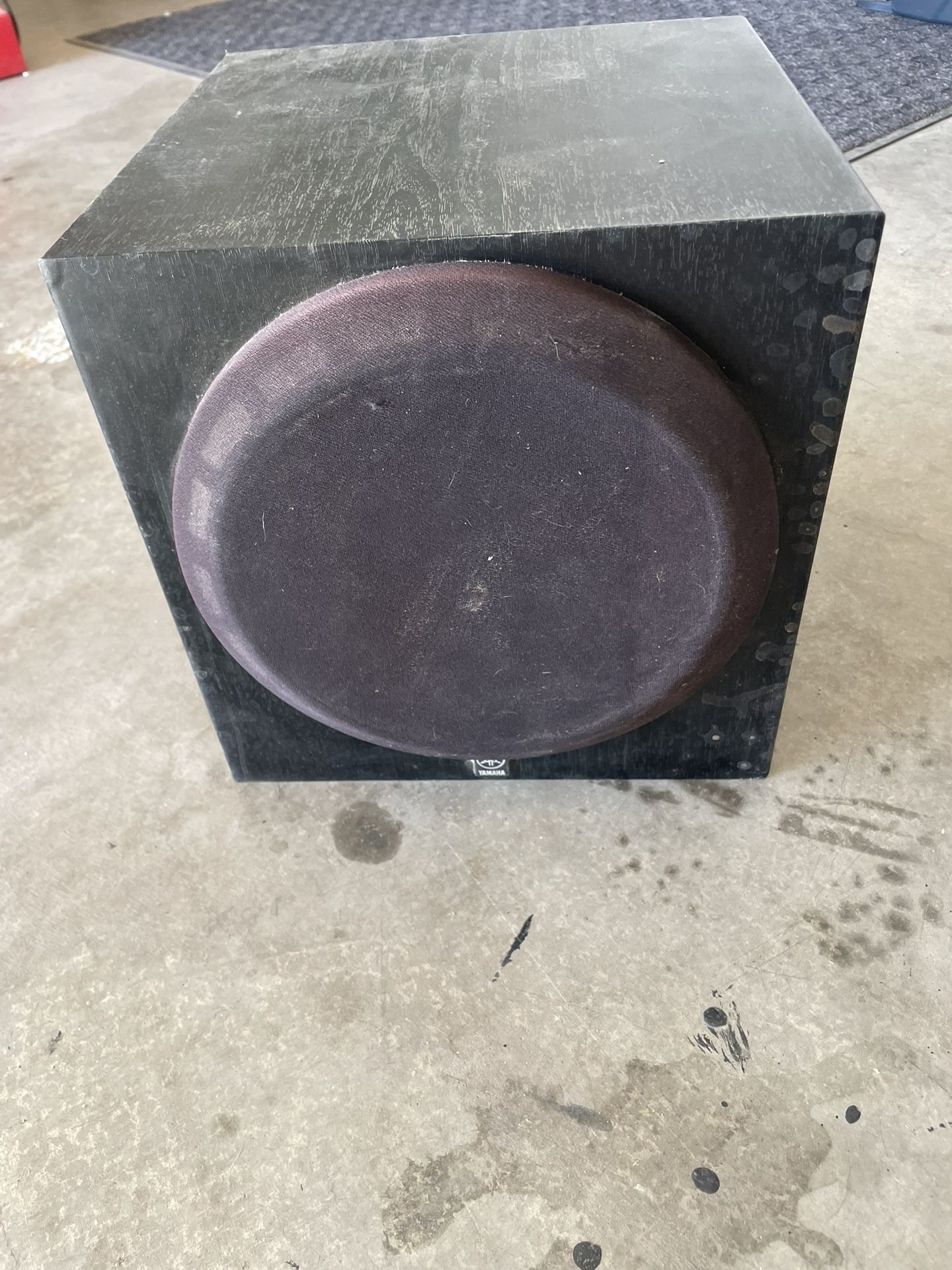 Yamaha Subwoofer