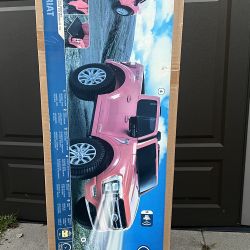 Brand New huffy ford F-150 lariat ride-on kids truck