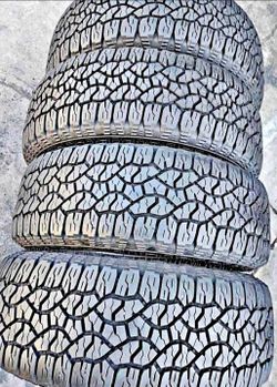 275 65 18 Goodyear tires Con Excelente calidad Las 4