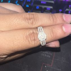 Moissanite Ring 