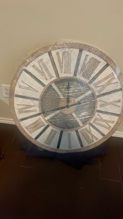 Reloj de madera