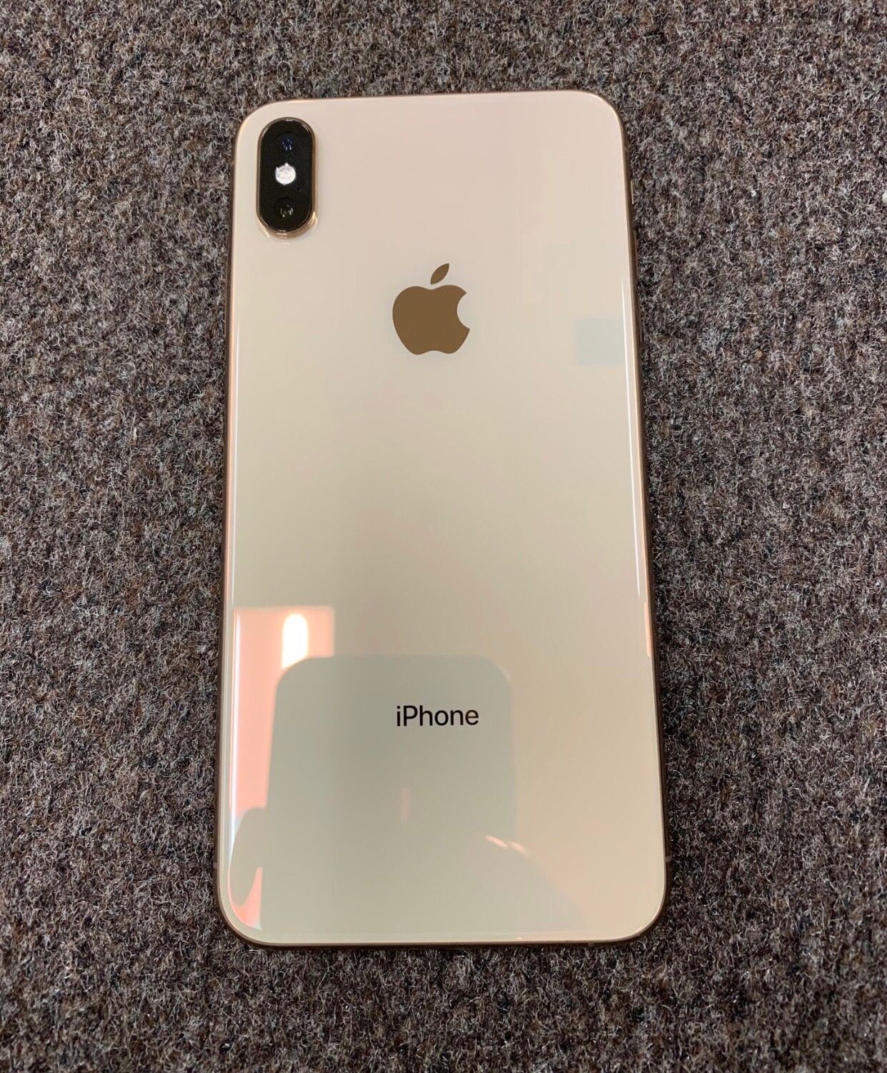 iPhone X