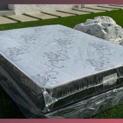 Queen size mattress / Colchon