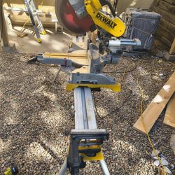 DeWalt Sew Set Up