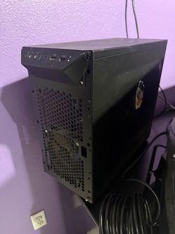 Gaming PC - ASUS Monitor