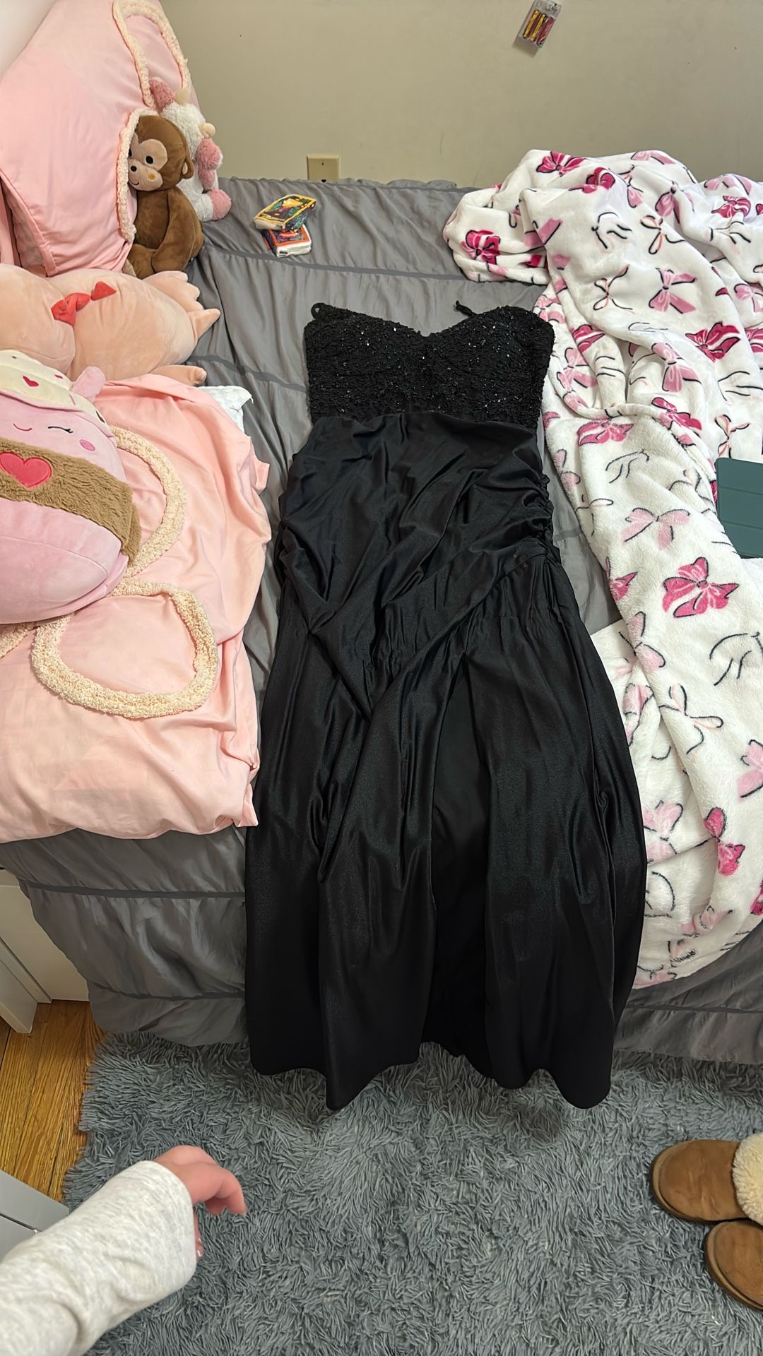 Windsor Black With lace On the Top Size XL Open Back With Strings