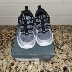 New Balance Toddler Size 7.5 