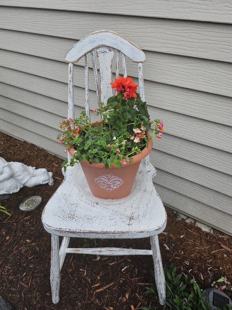 Vintage Chair W Plants