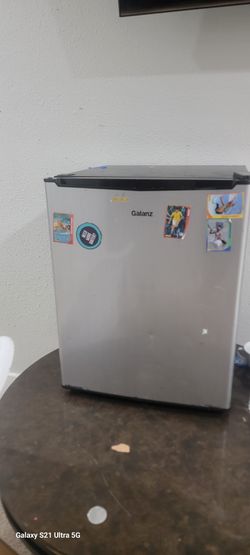 Mini Frige