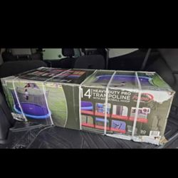 Trampoline 14' with basketball hoop