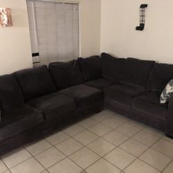 2 pc Sectional