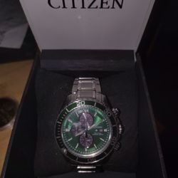 Citizen Eco-Drive (Divers Watch 200 meter)