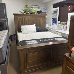 Medium Brown Queen Panel Bed
