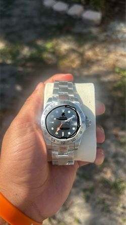Luxury Stainless Steel  Style Watch w/ Box & Papers