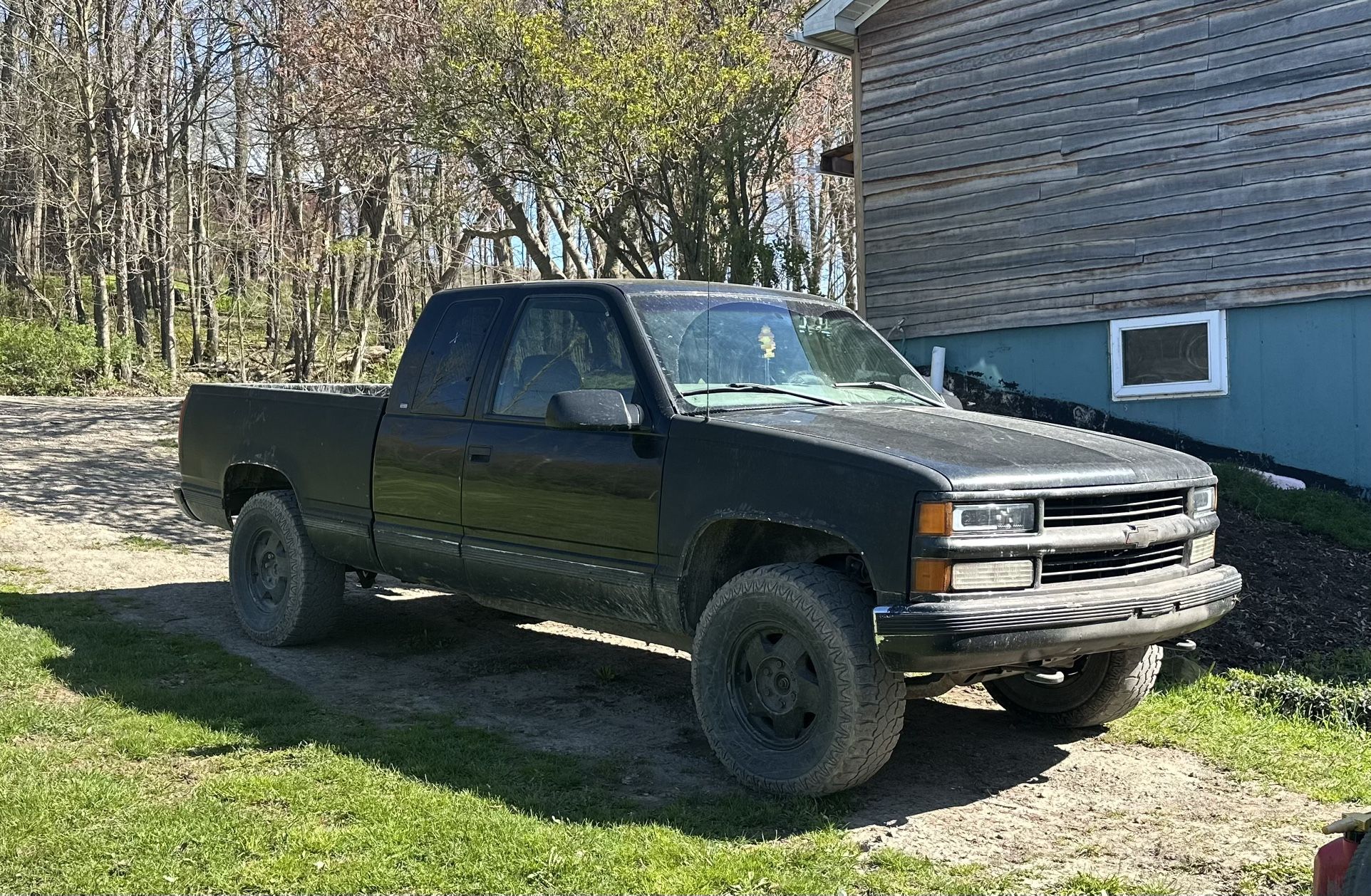 "1998 Chevy Cheyenne: Fair Condition, Lots of New Parts