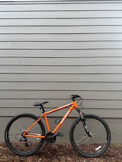 Raleigh Talus 2 Mountain Bike – Medium, 27.5” Wheels