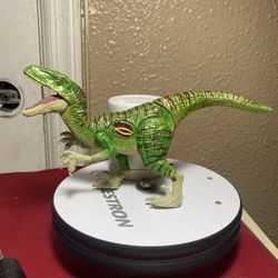2015 Jurassic World Hybrid Velociraptor