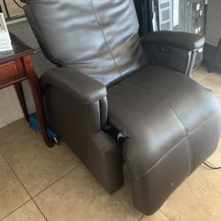  Therapeutic Massage Chair 