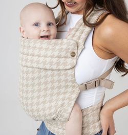 Mabe - The Monarch Baby Carrier - Houndstooth