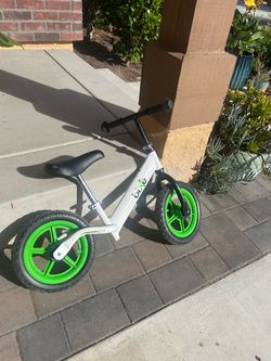 Bixe Kids Balance Bike White Green