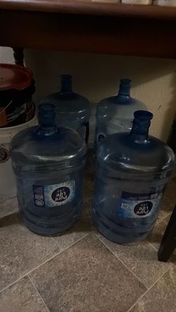 Water jugs 5 gallons