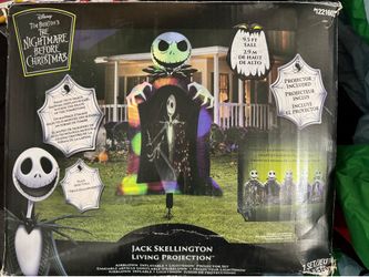 9.5ft Jack Skellington Living Projector