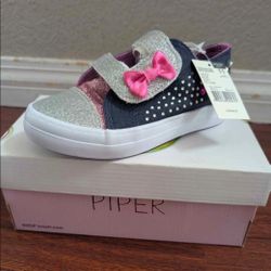 Girls Velcro shoes size 11