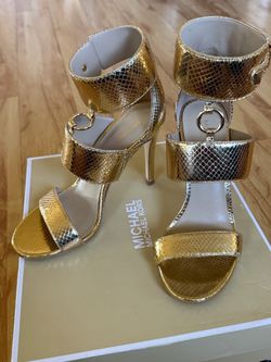 Michael Kors Amos Ankle Strap Heels – Size 6M