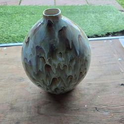 Handcrafted green drip glaze ceramic vase