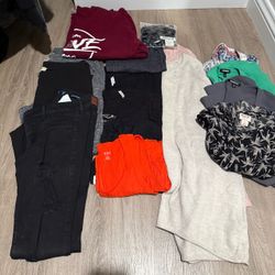 Women’s mixed clothing bundle