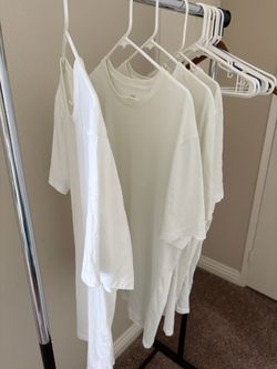 4 Uniqlo Shirts