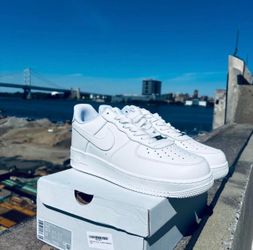 Air Force 1 white 8 man 9.5 woman