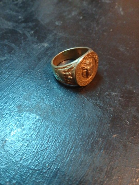 18 K Mens Gold Ring