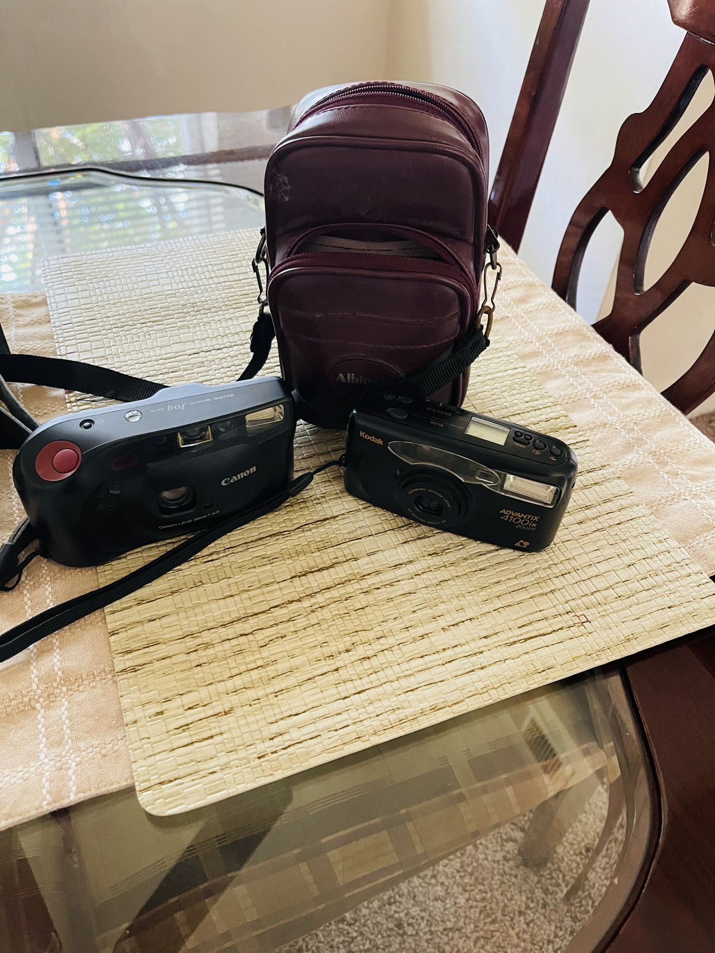 kodak y canon camera 