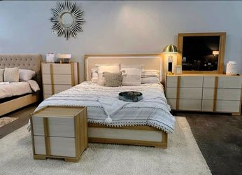 Bedroom Set for Sale!!! New !!! Ask For Price