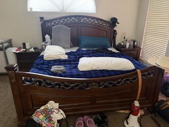Wood king bed frame and 2 nightstands set