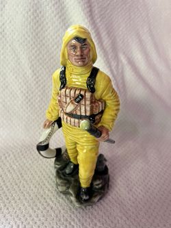 Royal Doulton The Lifeboat Man Figurine *HN2764*