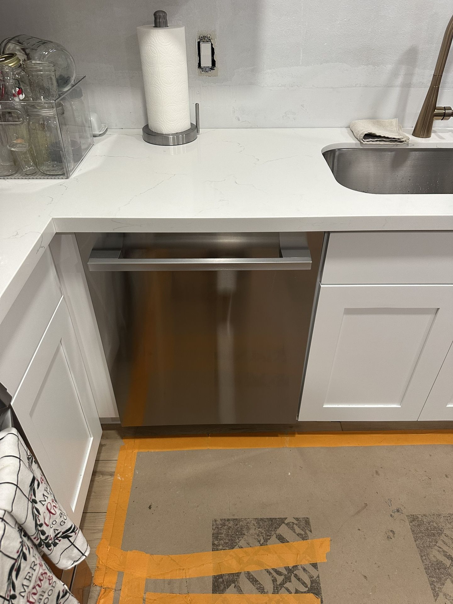 LG Top control Dishwasher (brand New)