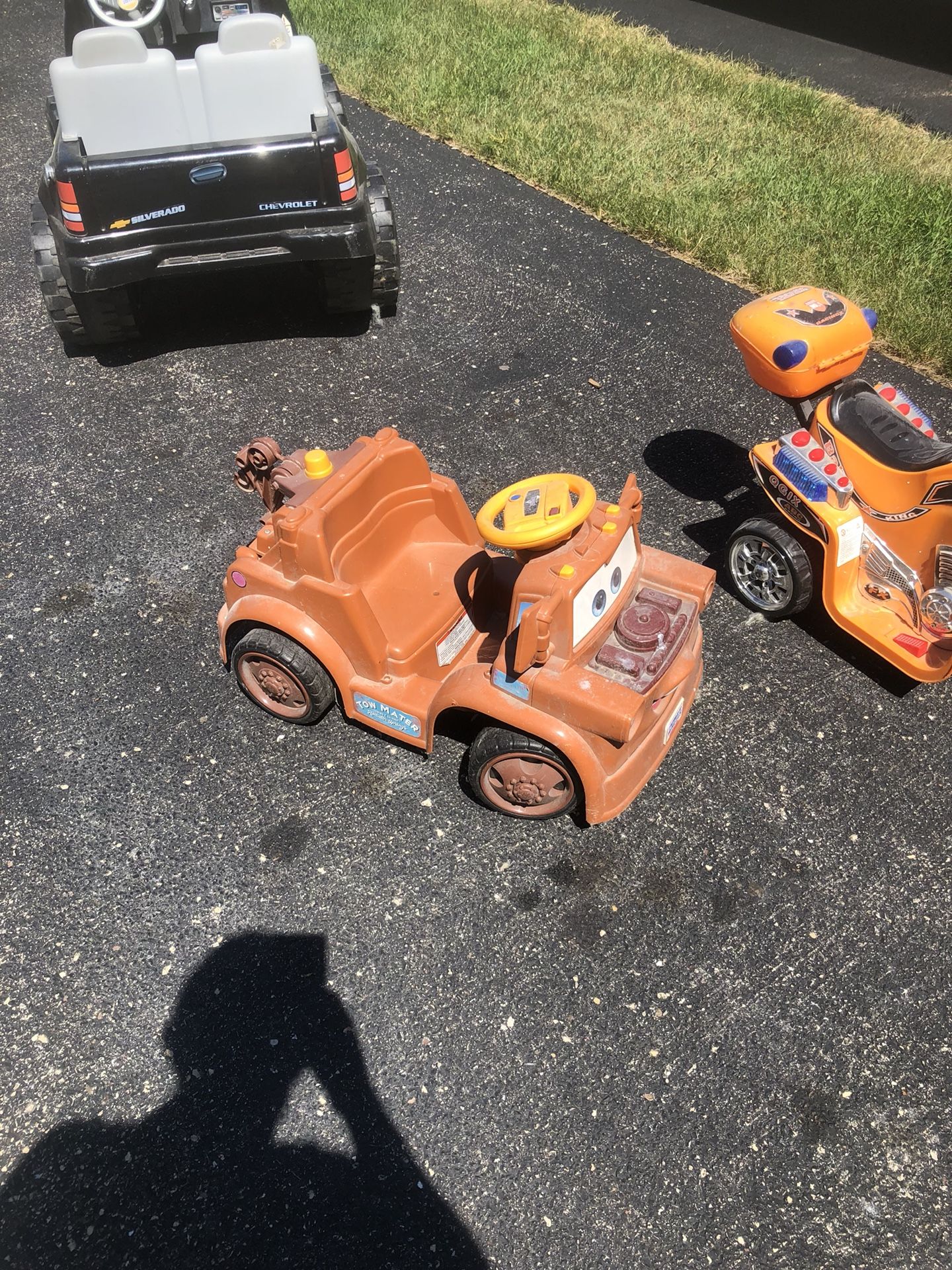 Tow mater power wheels