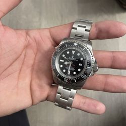 Seadwllr Sub Watch 