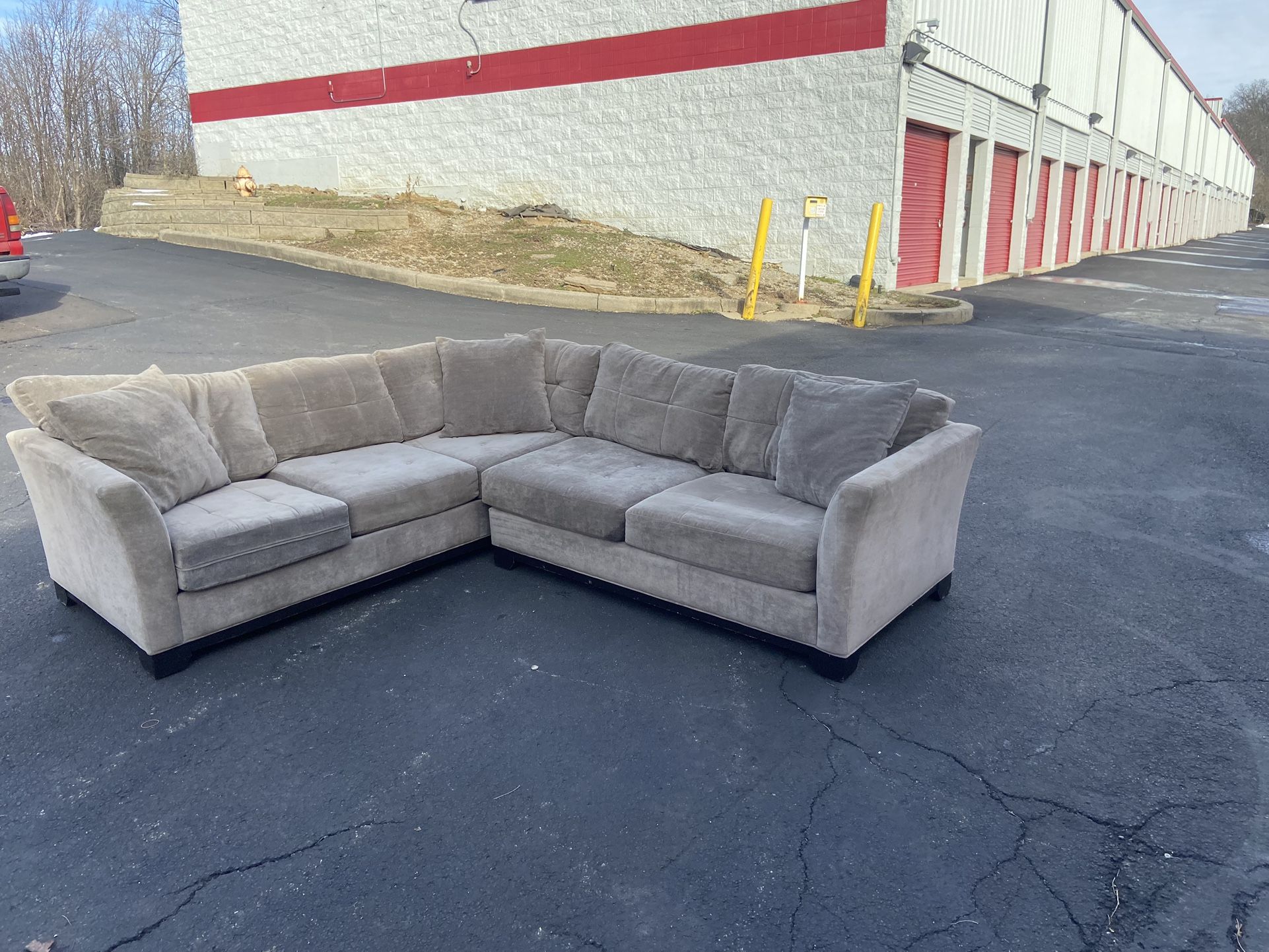 Nice Gray Ashley Sectional (free Delivery)