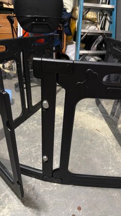 Heavy Duty Pet Gate / Exercise Pen (Used)