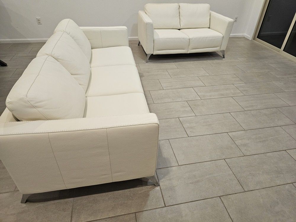 Copenhagen - Mala Sofa and Love Seat Combo