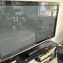 PANASONIC PLASMA TV 55”