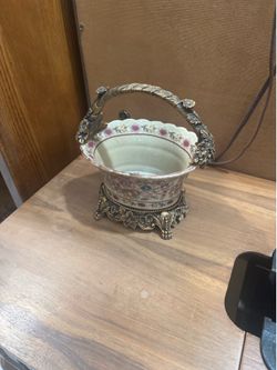 Vintage ceramic Basket