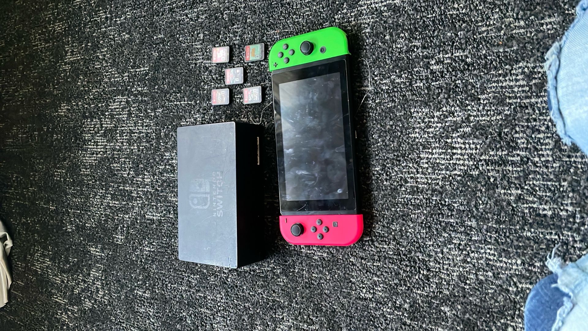 Nintendo switch (Negotiable)