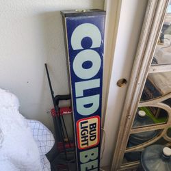 4 ft tall coarse light vintage display decoration