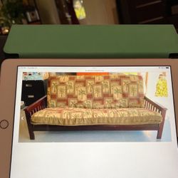 Palm Design FUTON