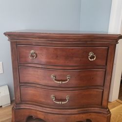 Bedside Table 
