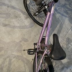 GIRLS BICYCLE used